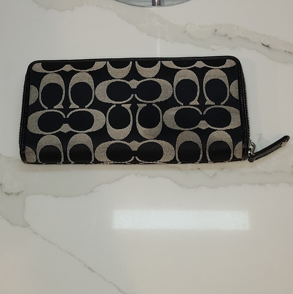 Coach Ashley Pleated Signature Wallet Vintage - Picture 4 of 10